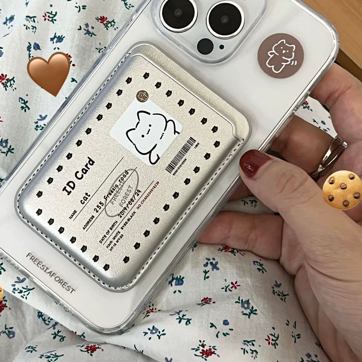 Furry Friends ID Leather MagSafe Wallet