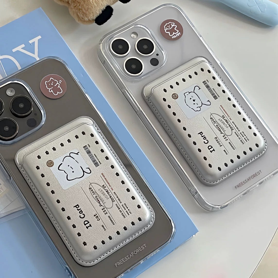 Furry Friends ID Leather MagSafe Wallet